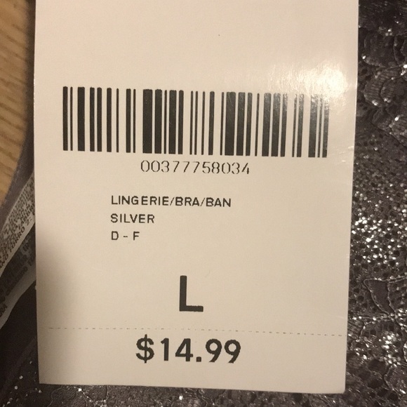 I am selling a size large silver lace lingerie strapless bra from forever 21. - Picture 3 of 5